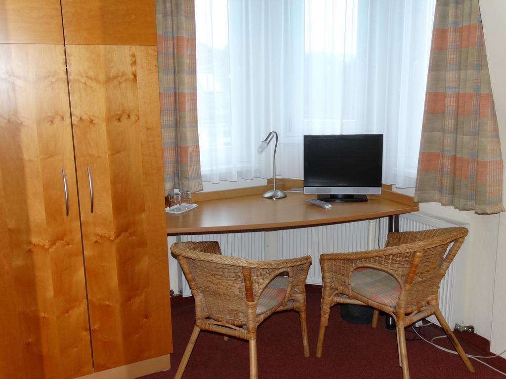 Hotel Sonne - Haus 2 Idstein Quarto foto